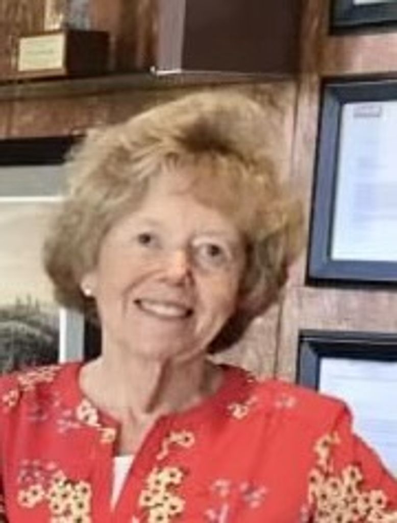 Janet (Gustafson) Lee