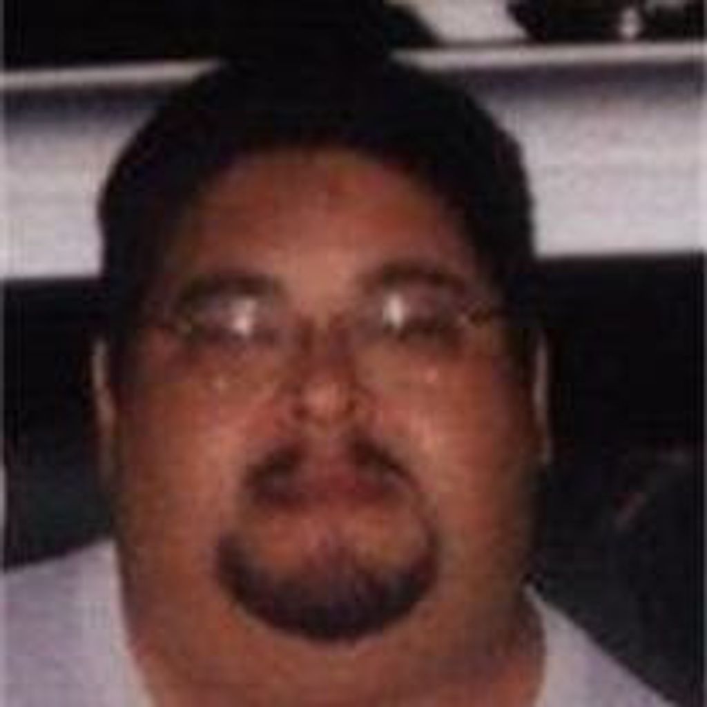 Louis Flores