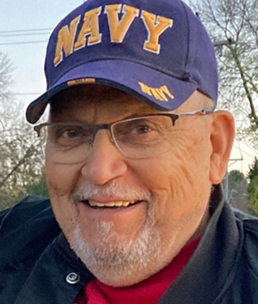 Thomas Mackovich Profile Photo