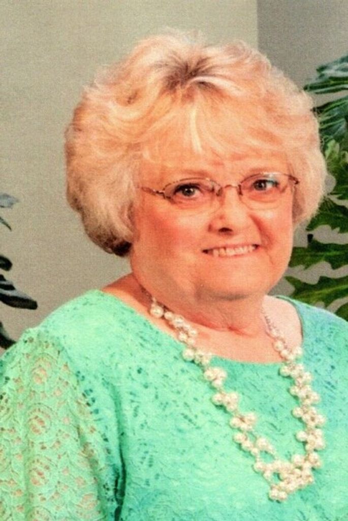 Mary Lou Aadland Profile Photo