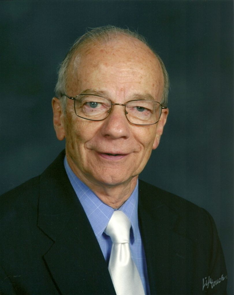Bruce Lenich Profile Photo
