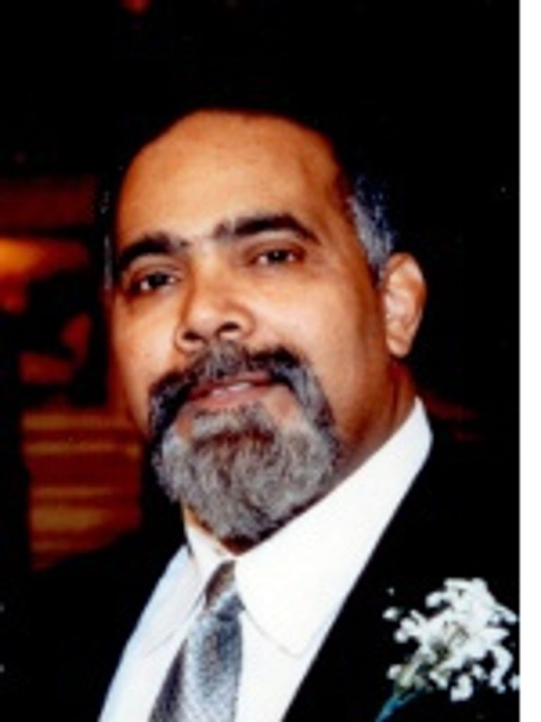 Manuel Medina Profile Photo