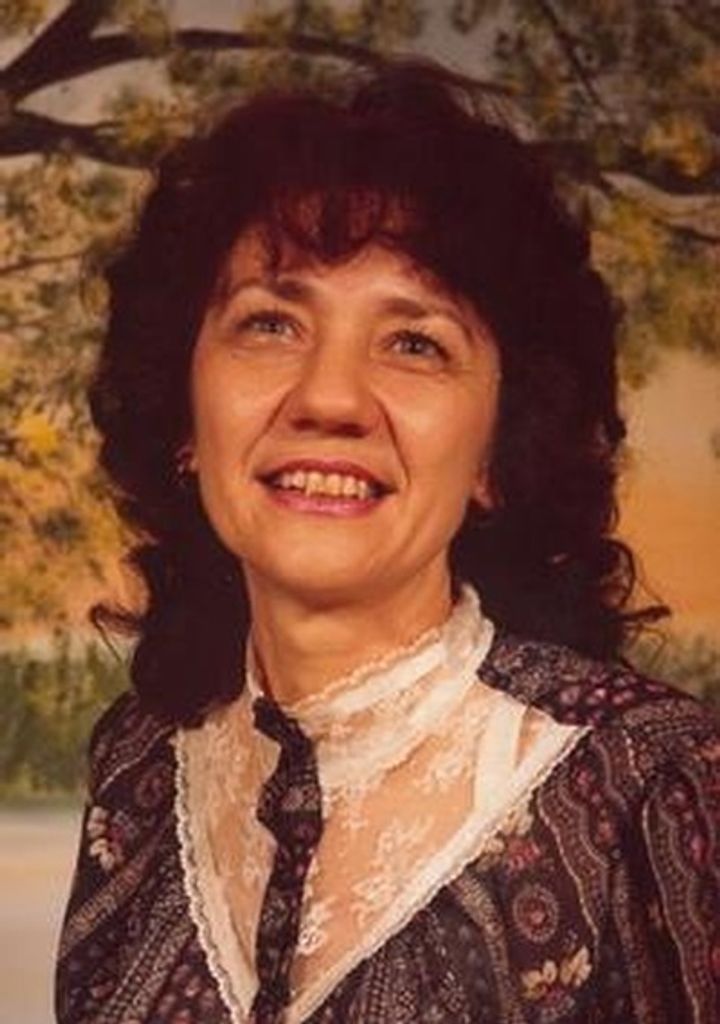 Verlie Opal Spence White
