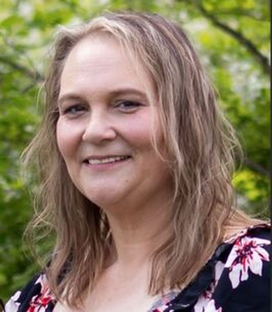 Julia Catlow Profile Photo