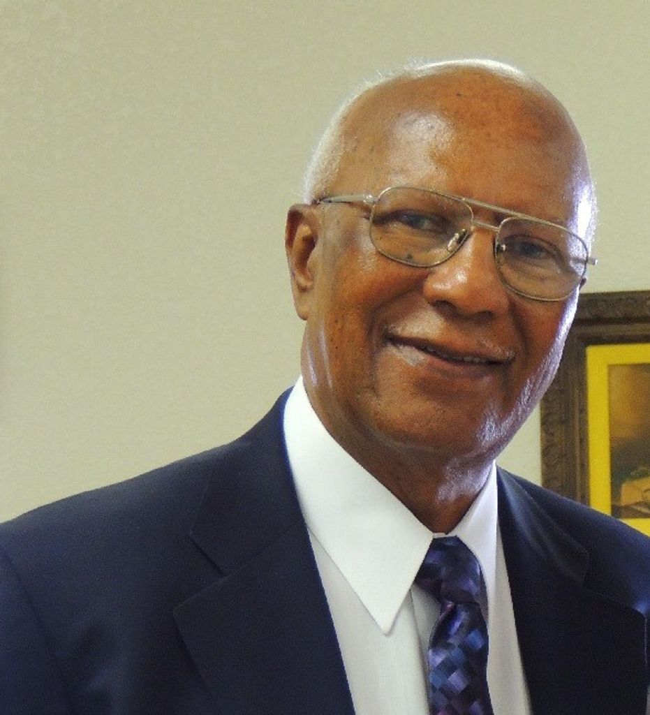 Arvell Charles Profile Photo