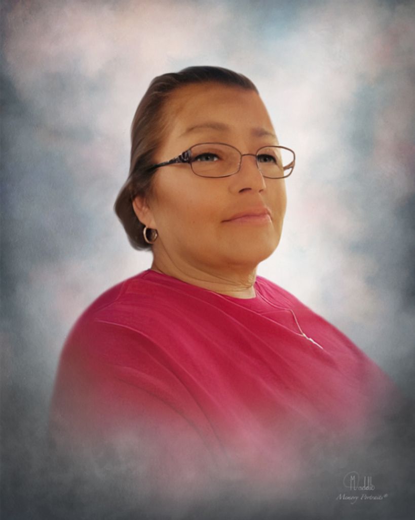 Lupe Flores