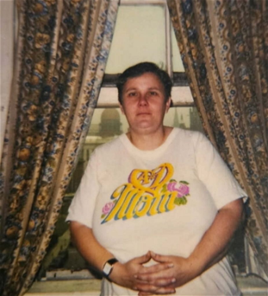 Robin F Wolak Profile Photo