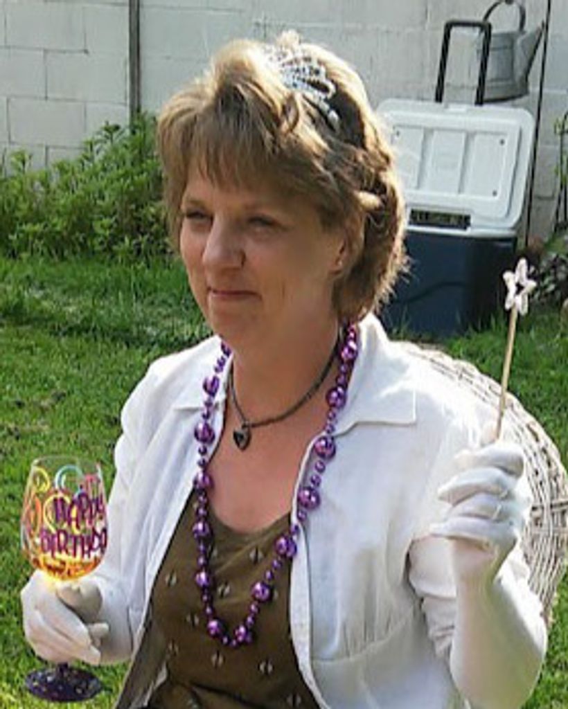 Karen Elaine Strasser Profile Photo