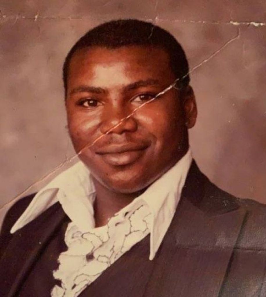 Mr. Larry Lee  Williams