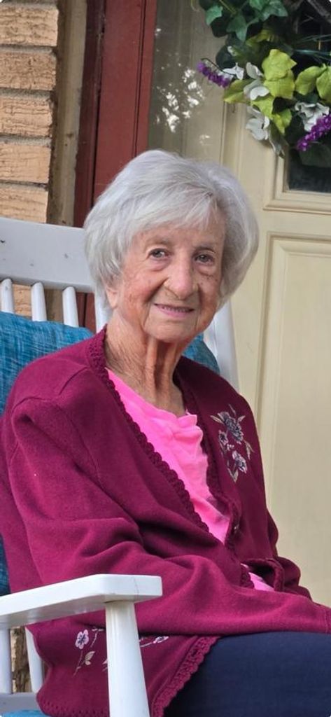 Helen White Evans Profile Photo