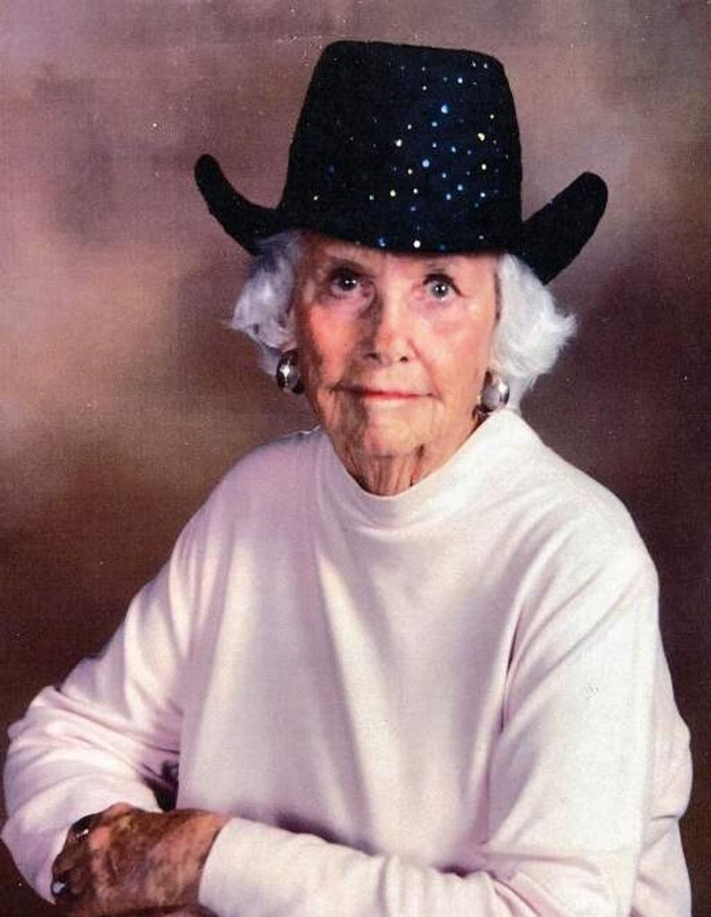 Gwendolyn Naumann