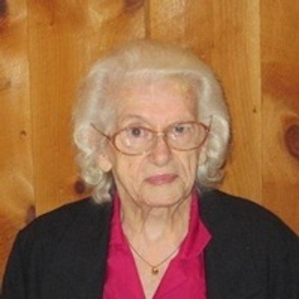 Margaret S Maximiek