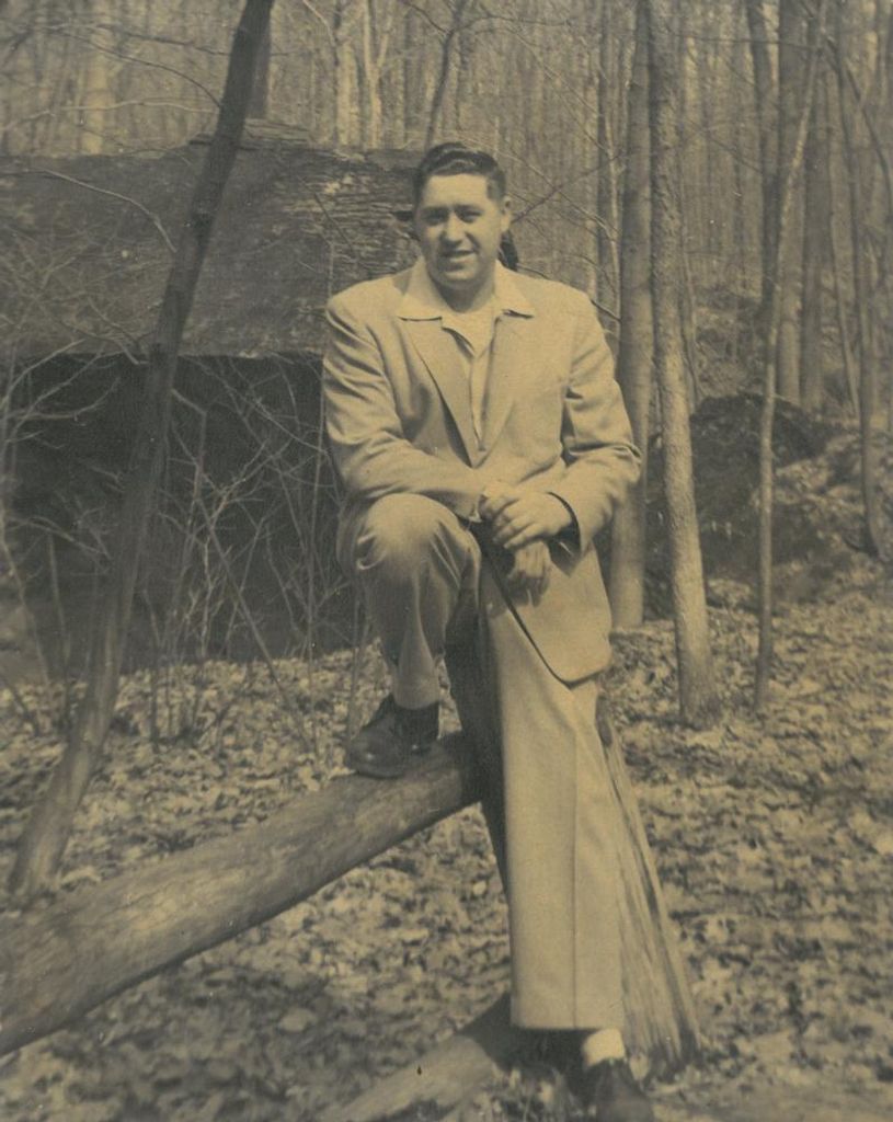 Robert William Barker Profile Photo