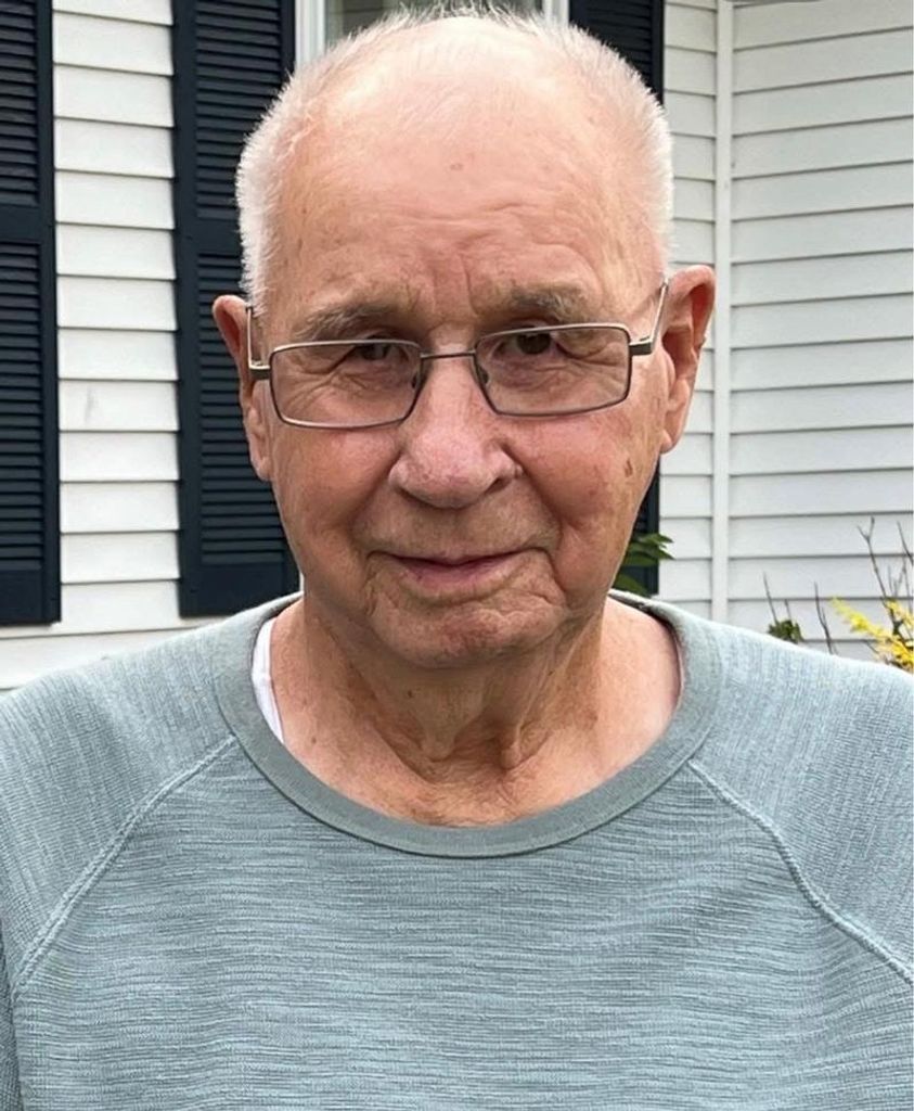 Robert "Bob" May Profile Photo