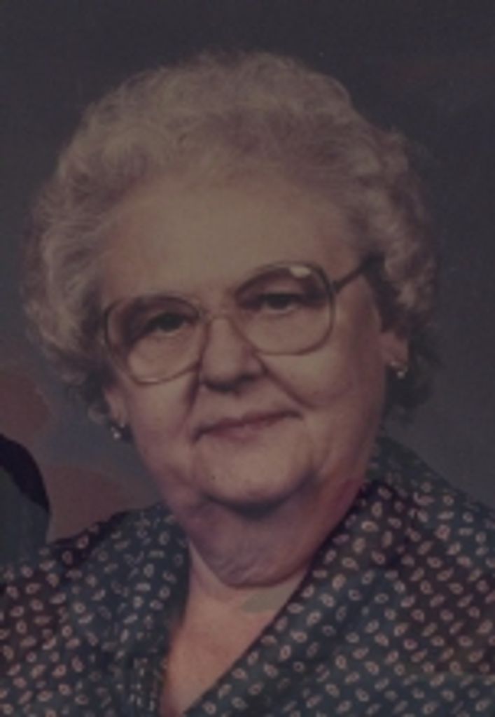 Lorraine E. Schroeder (Nee Dickmann)