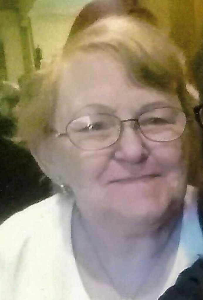 Carolyn M (Kamarata)  Cartwright