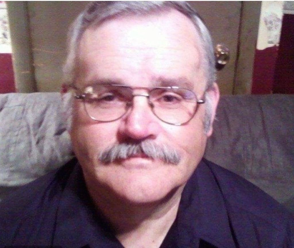 Perry Glenn Davis Profile Photo