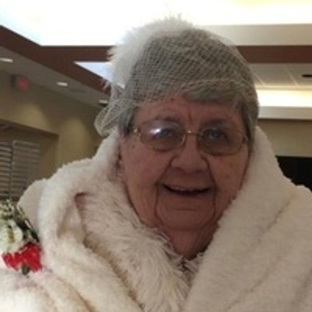Gloria Norton