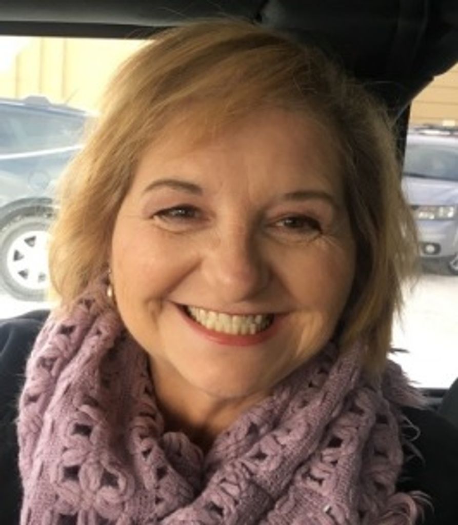 Nancy Riewe Profile Photo