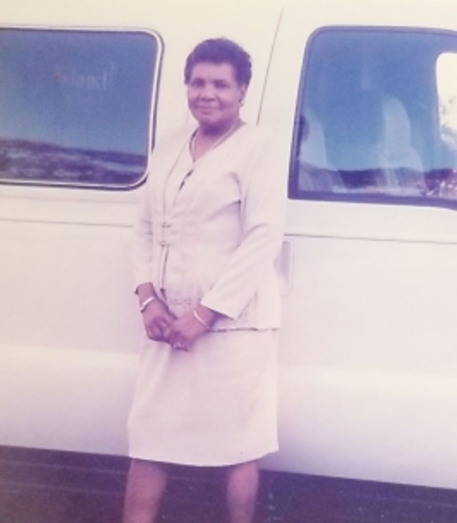 Olivinee Thomas