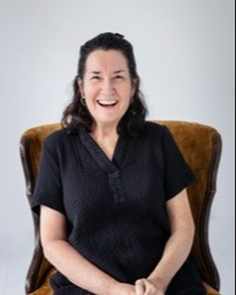 Beth Lunn Johnston Feenstra Profile Photo