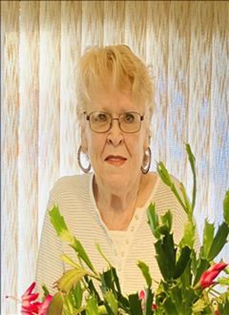 Shanda Sue Uttecht Profile Photo