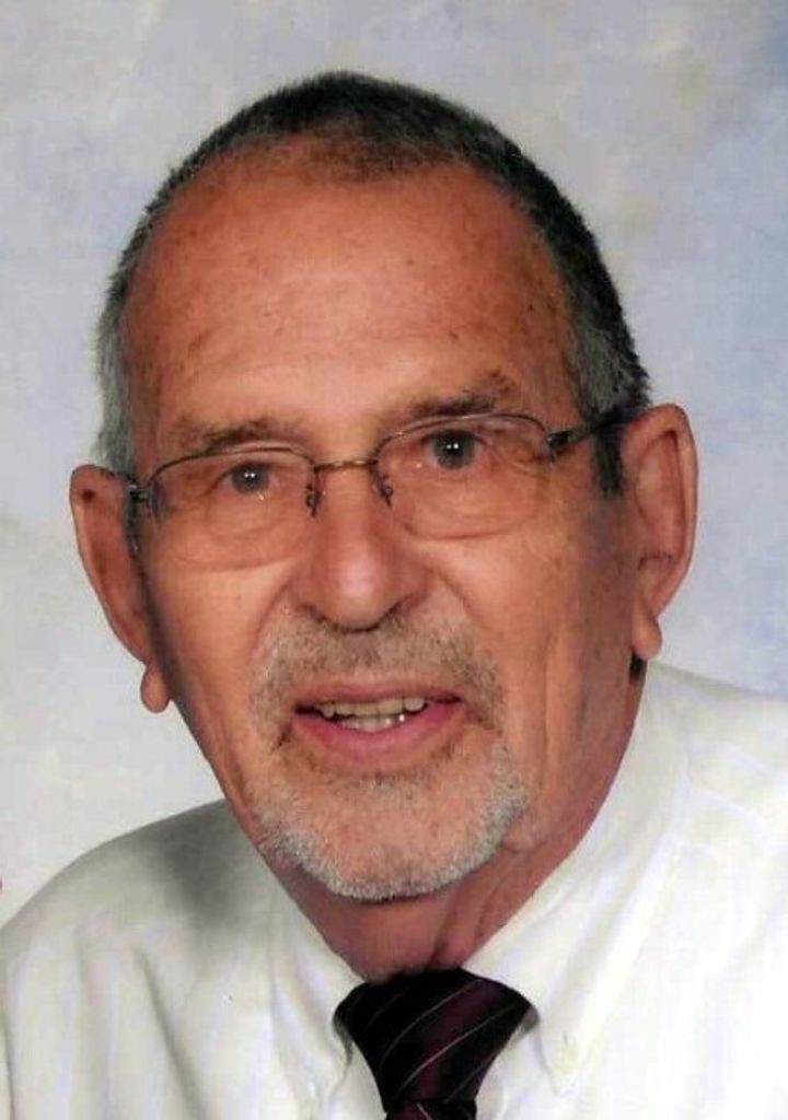 Edward "Ed" William Ahlgrim