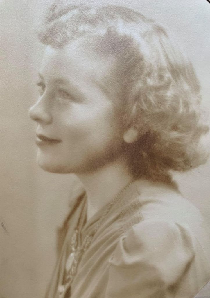 Mildred (Spratt)  Coale Hoerr