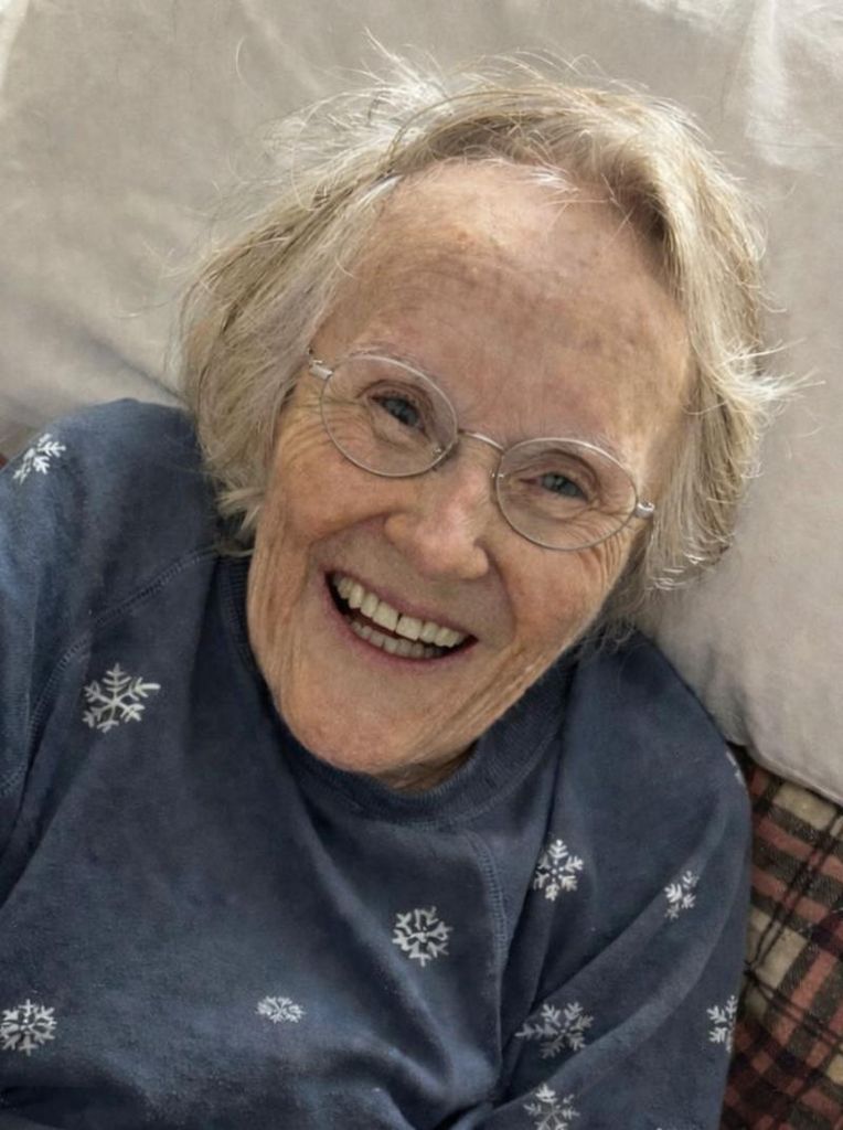 Mary Robertson Profile Photo