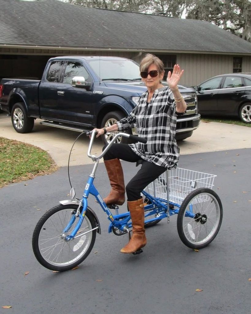 Sandra Hapeman Lovellette