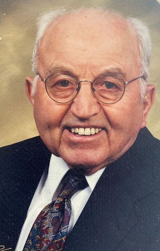 Robert Tucker "Bob" Robinson Profile Photo