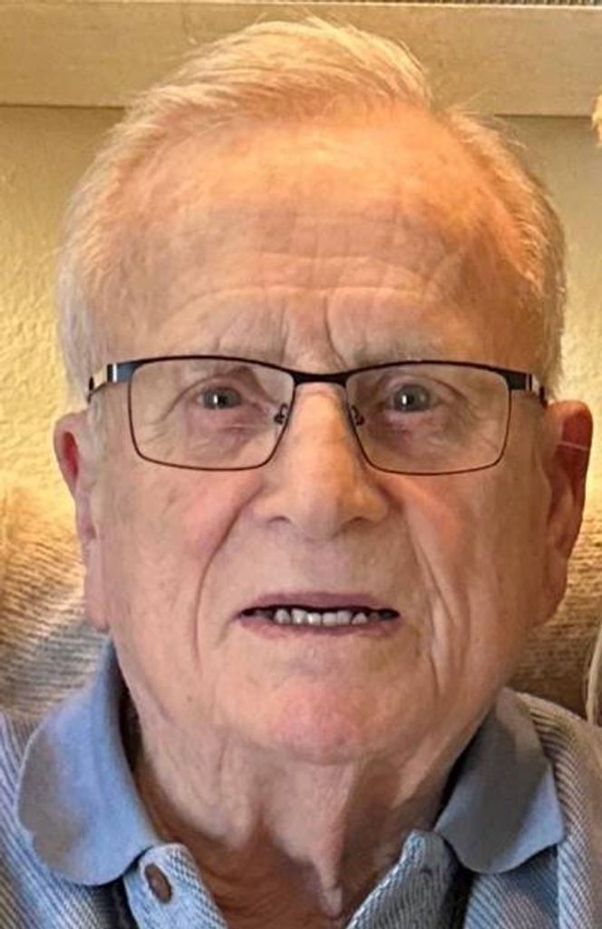 Ralph Jennings Lawson Profile Photo