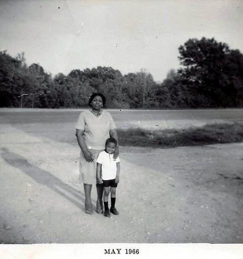Earline Wilson photo gallery thumbnail 41 of 85