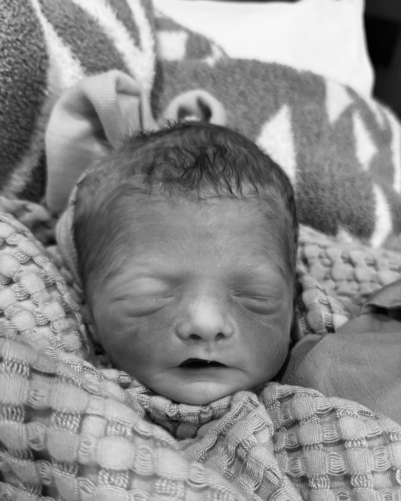 Halle Lorraine Troyer