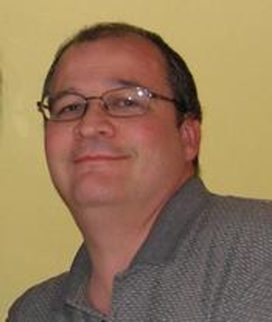 Richard J, "Rich" Curley