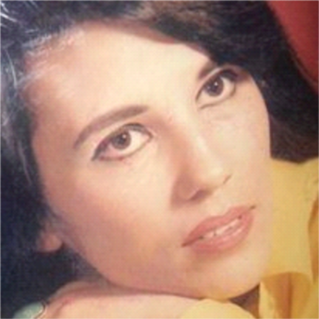 Maria Teresa Marquez Mclain