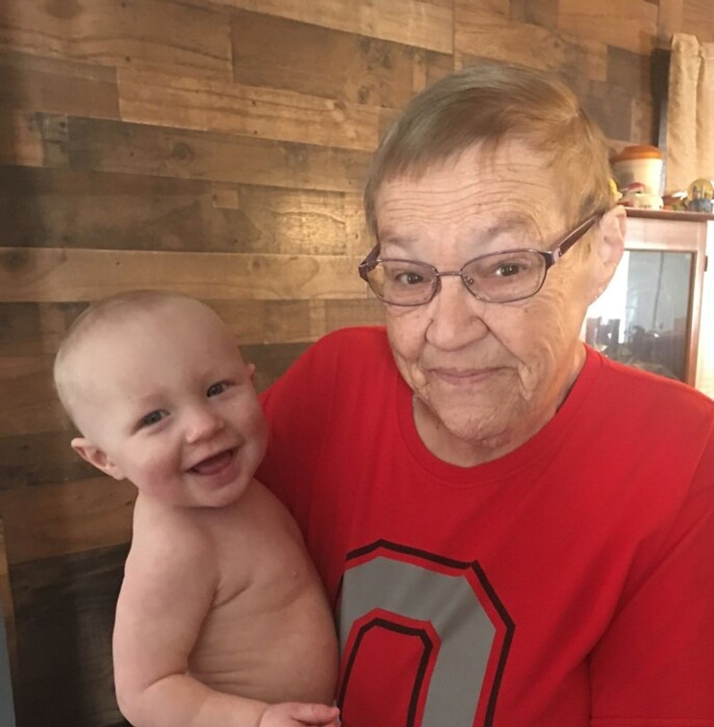 Dixie L (Diamond)  Ater