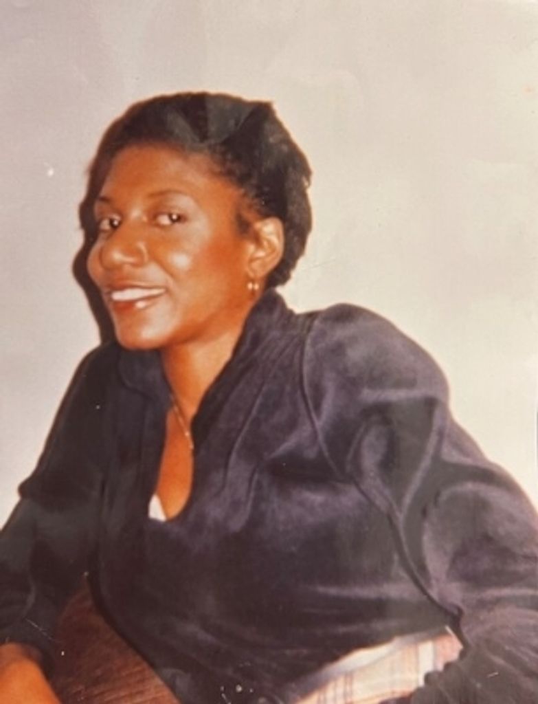 Altamese Warren