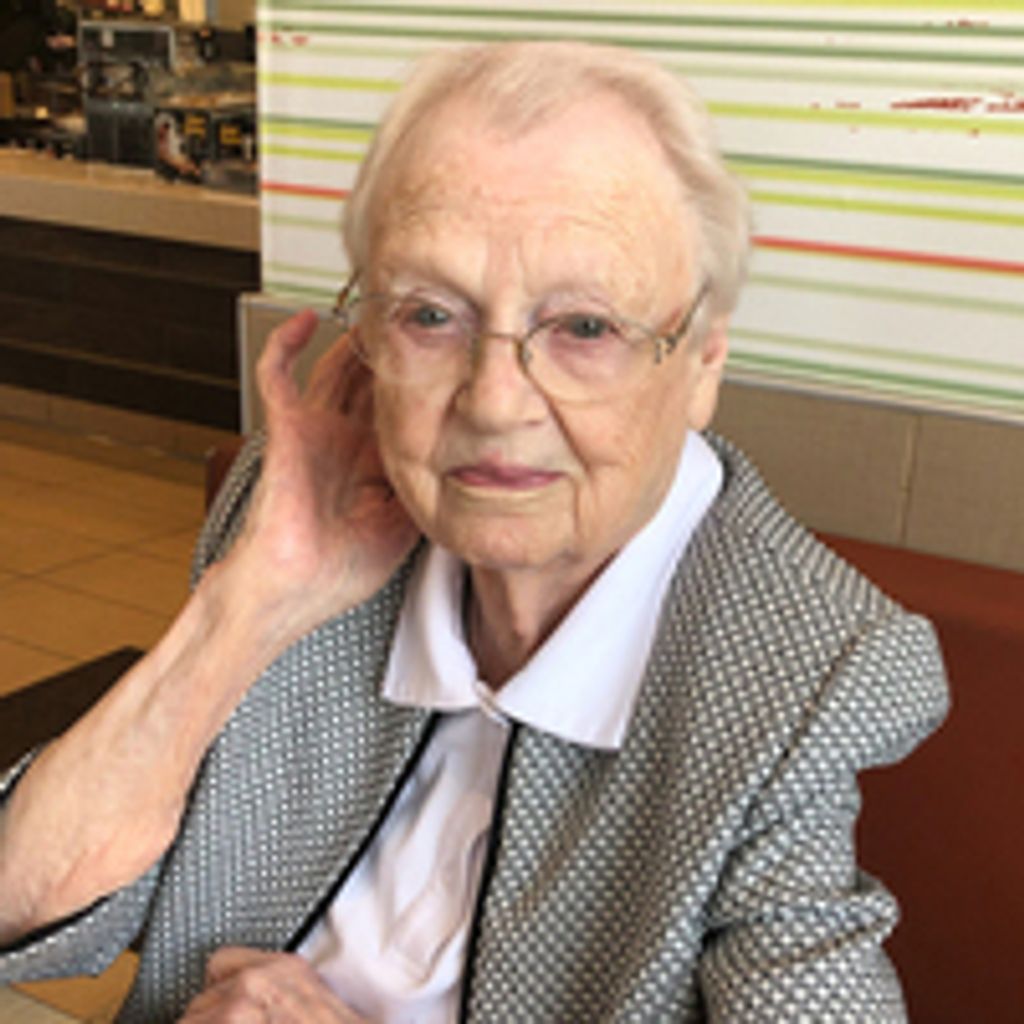 Pauline Chambers Arnett