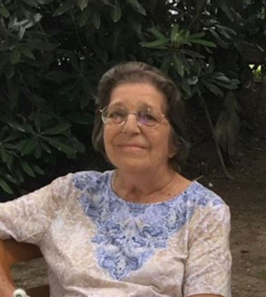 Shirley Bishop  Cantrell