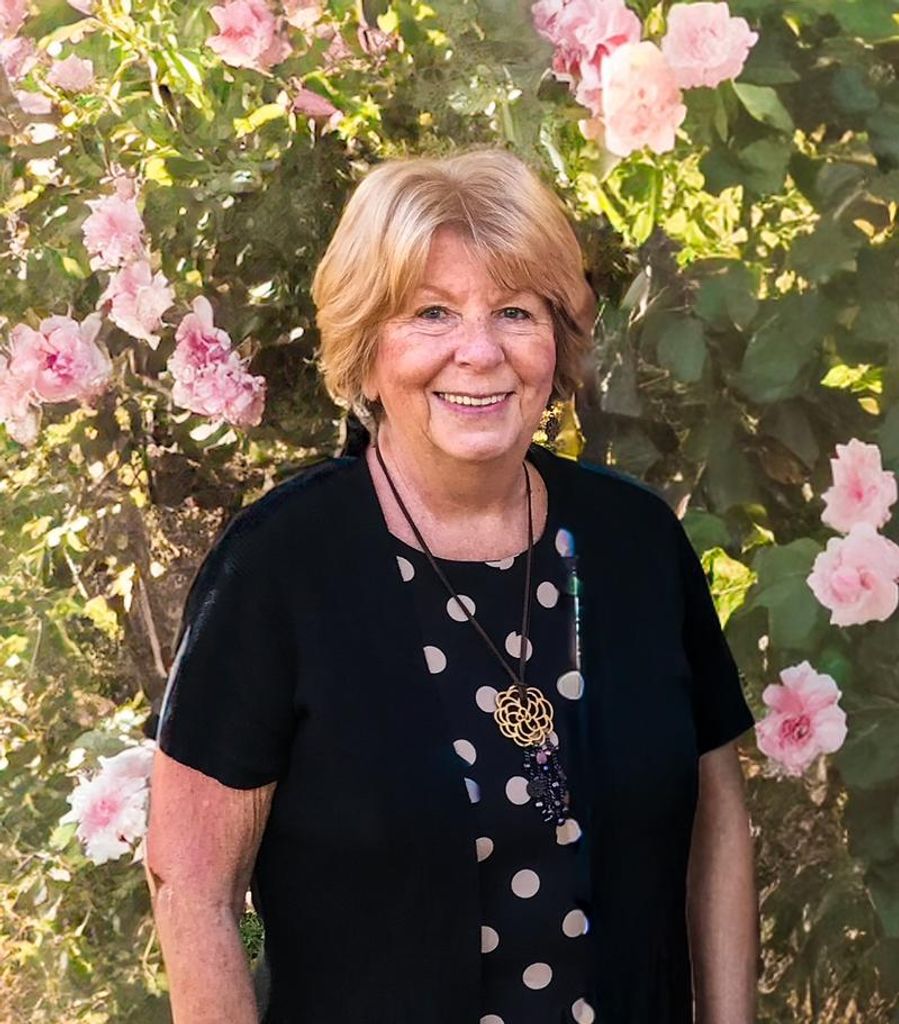 Linda Rhae Wolinski Profile Photo