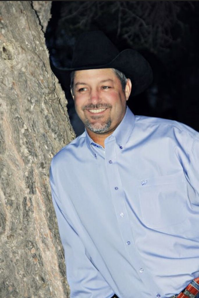 Justin Holdridge Profile Photo