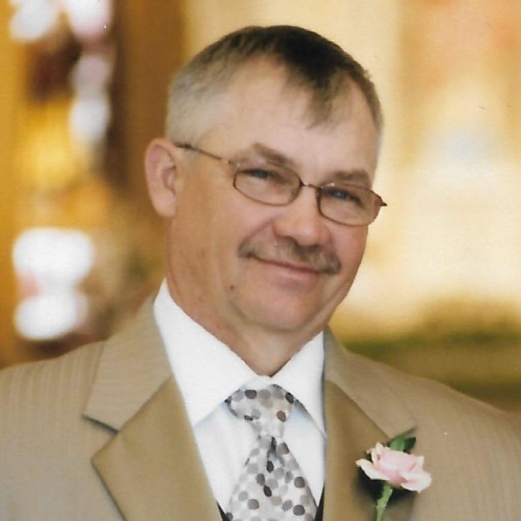 Lonnie Leo Helmle Profile Photo
