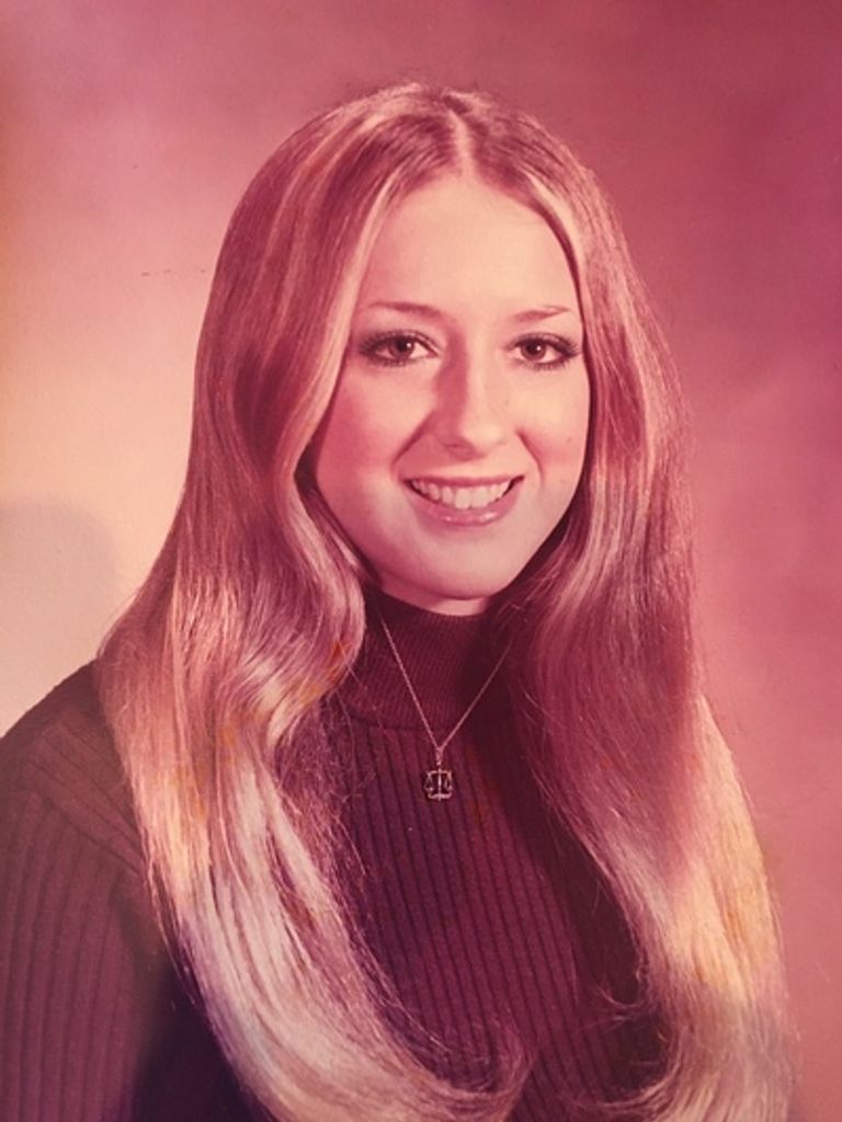 Toni Linn Lawrence Profile Photo