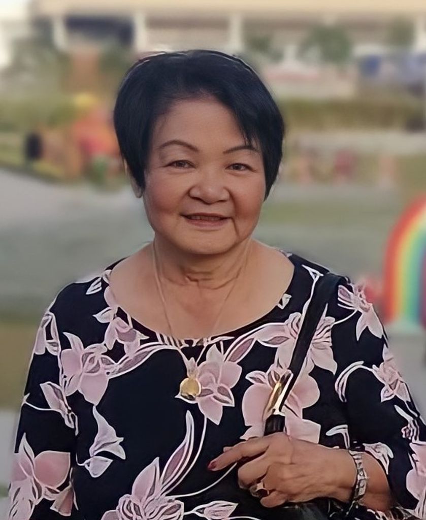 Thelma Reyes