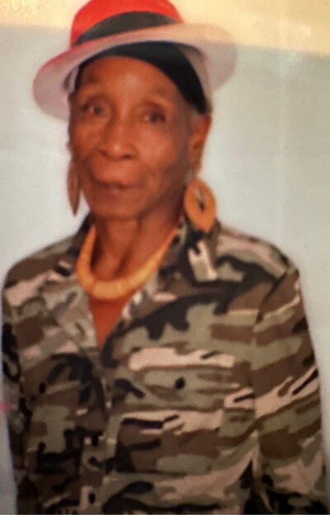 Carolyn Watkins Dillard Profile Photo
