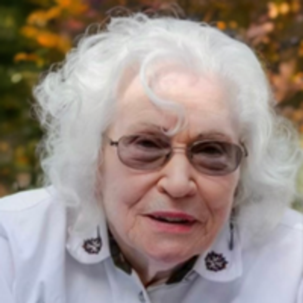Hillary Rhodes Profile Photo