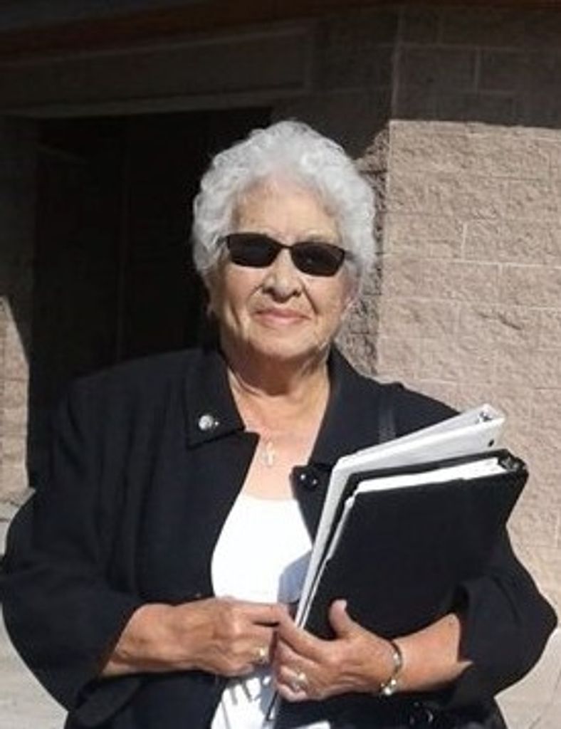 Stella Manzanares