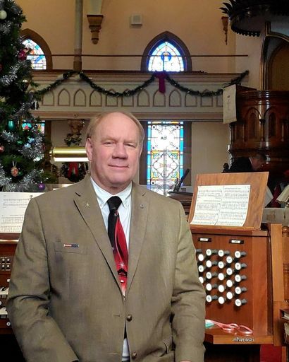 Fred W. Raddatz's obituary image