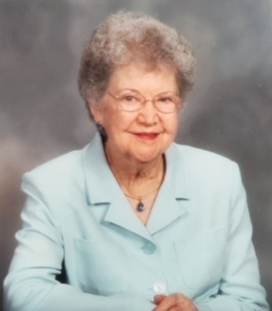 Evelyn Delucenay